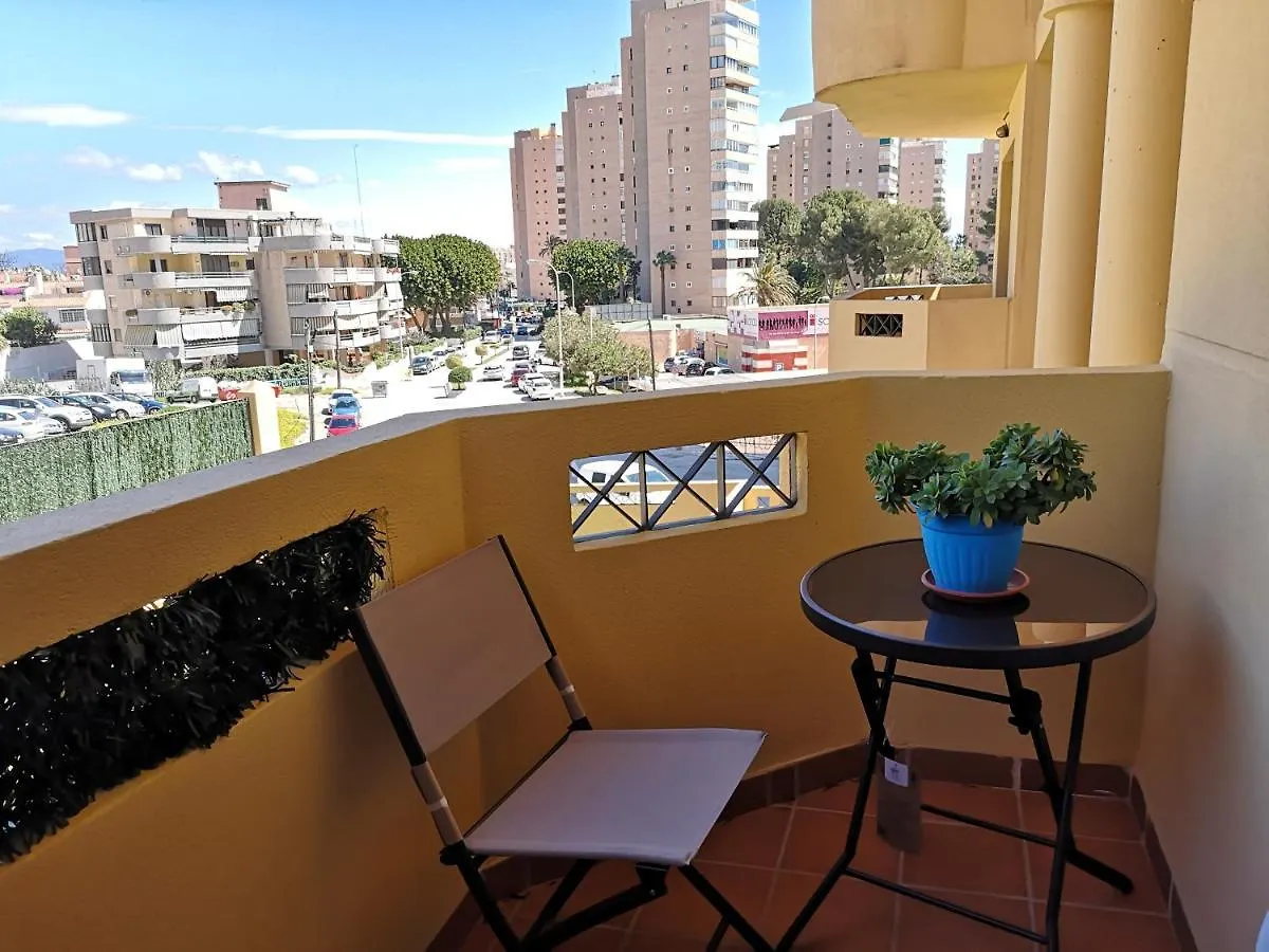 Διαμέρισμα Apartamento Auxi Y Emilio En Playamar Τορρεμολίνος