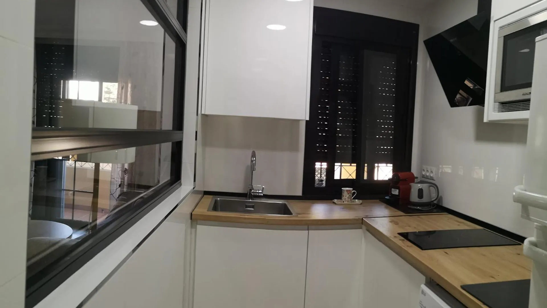 Διαμέρισμα Apartamento Auxi Y Emilio En Playamar Τορρεμολίνος